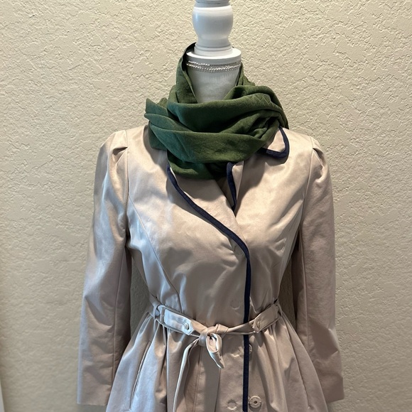 Dior Green Scarf - Picture 1 of 3